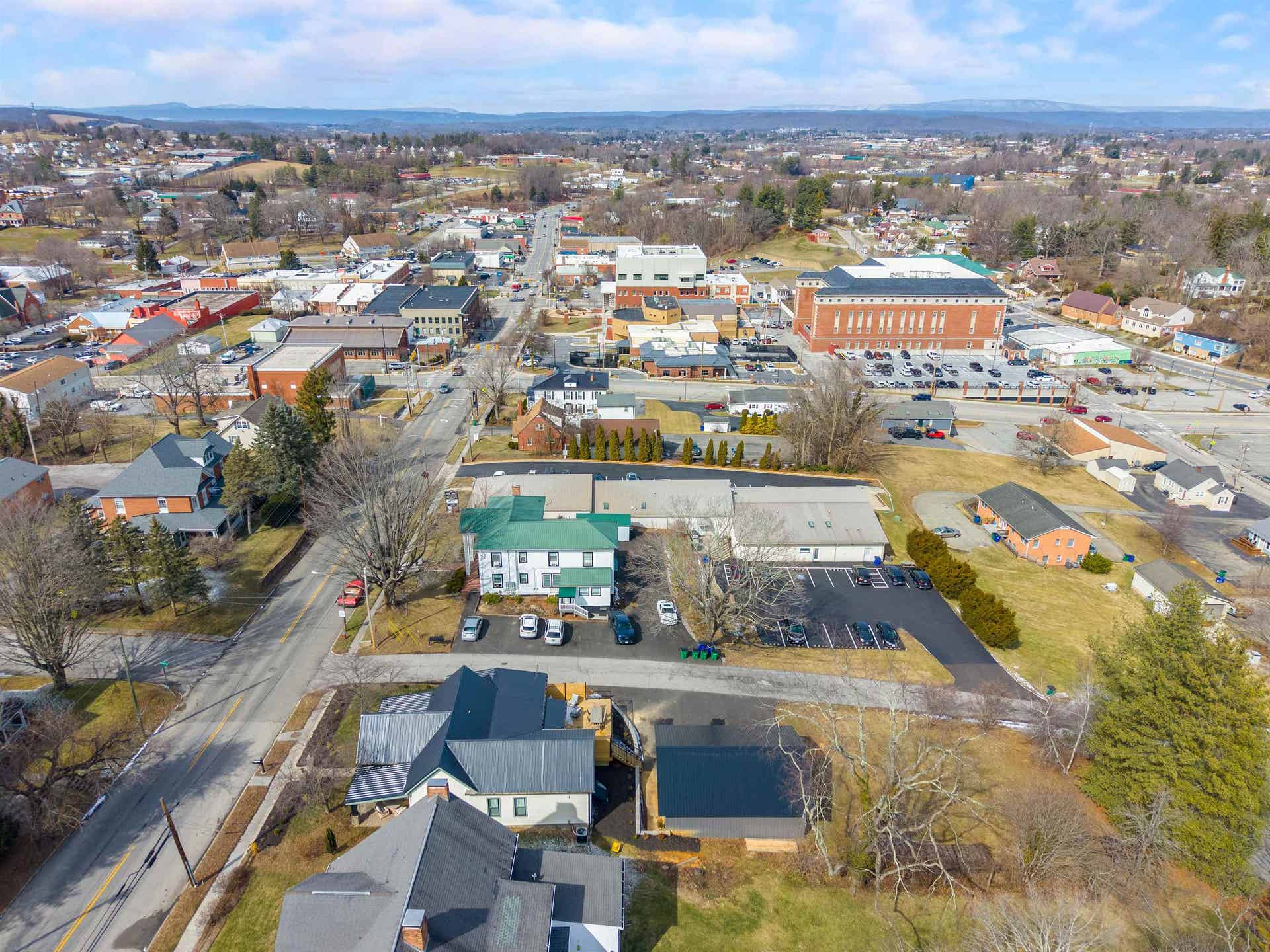 200 S Franklin Street, Christiansburg, VA 24073