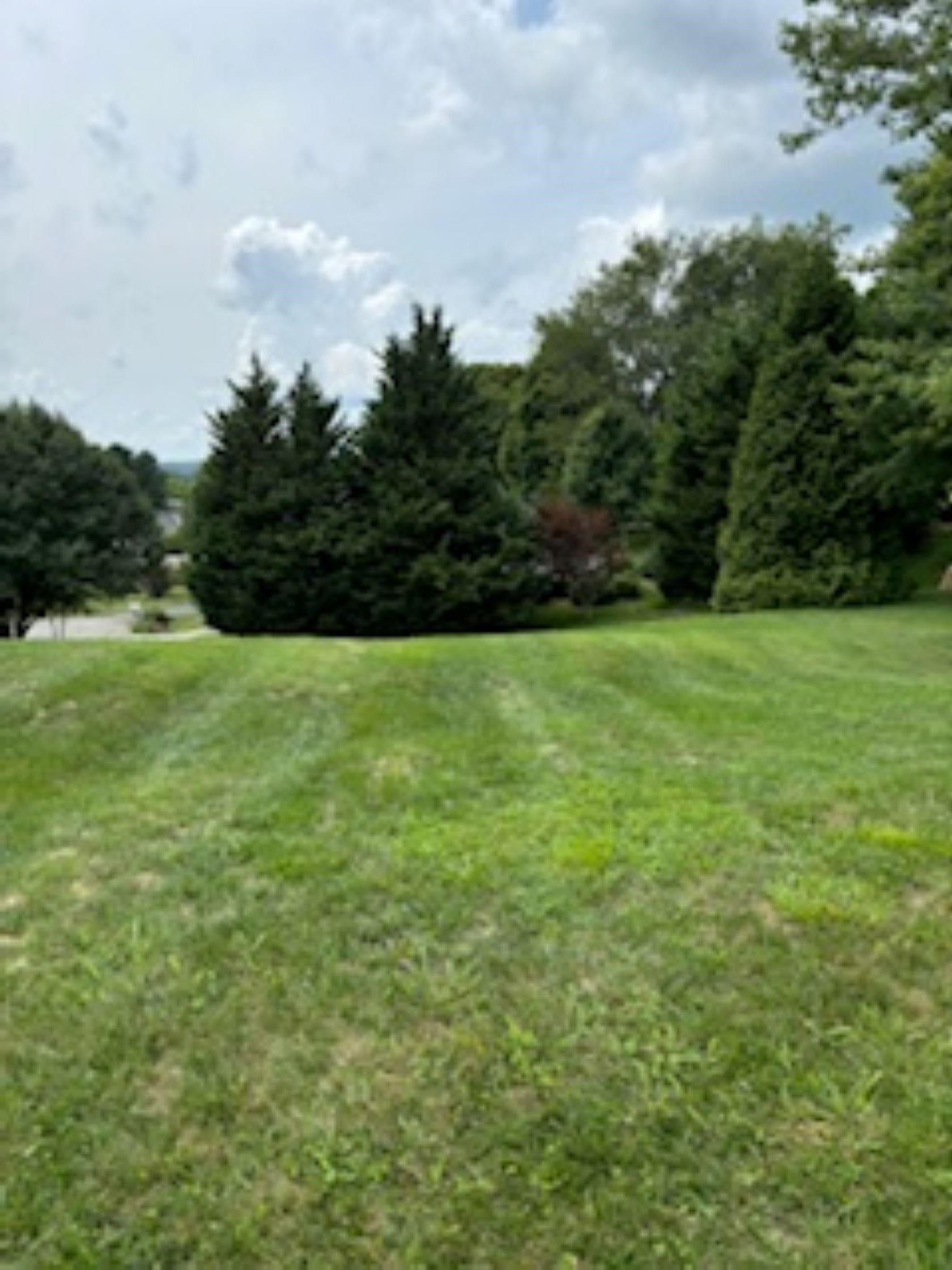 180 KAYS Drive, Christiansburg, VA 24073