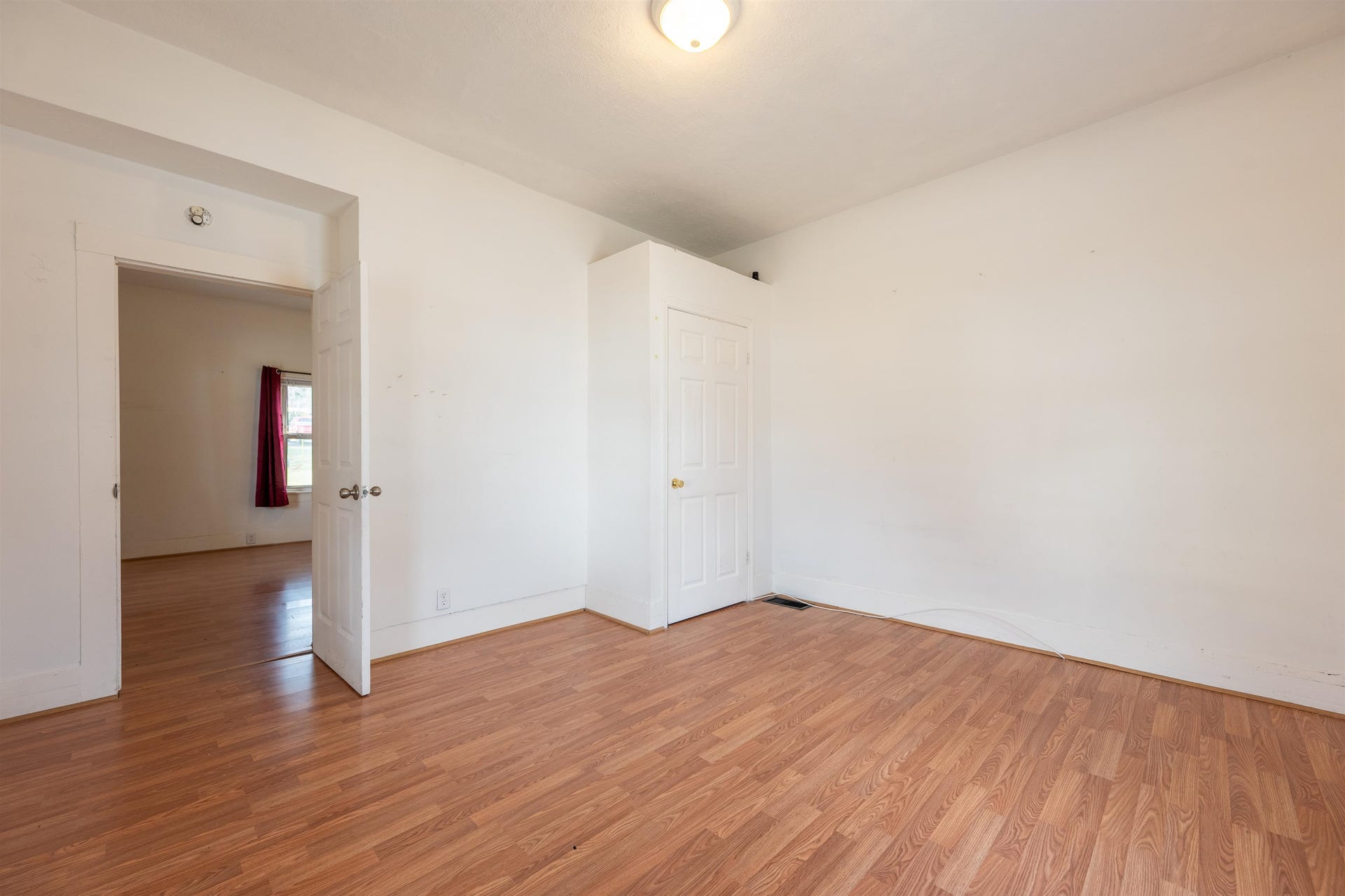 219 DENBY Street, Radford, VA 24141