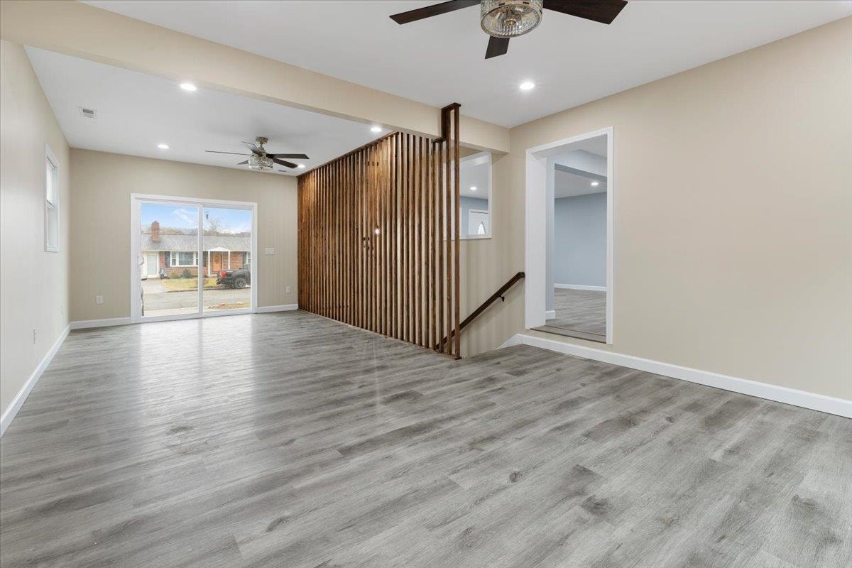 909 CUSTIS Street, Radford, VA 24141