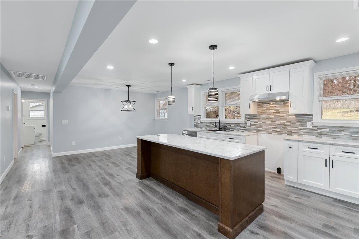 909 CUSTIS Street, Radford, VA 24141