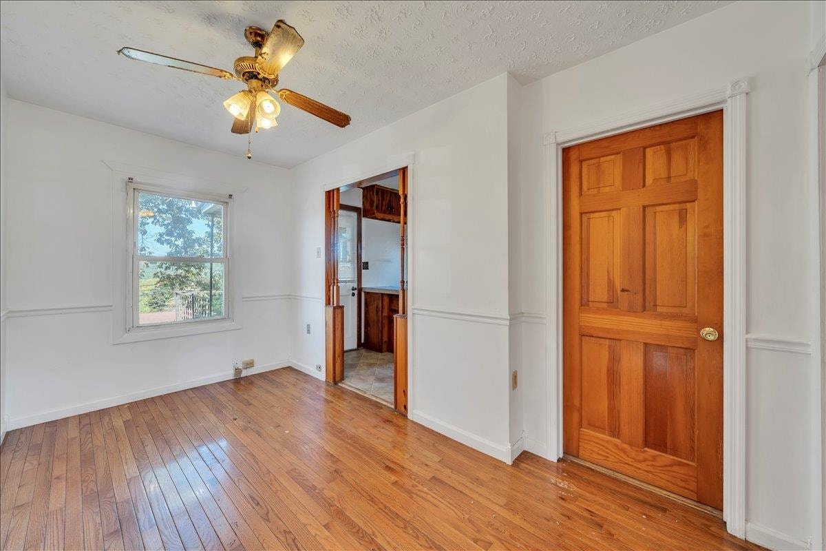 1517 5th Street, Radford, VA 24141
