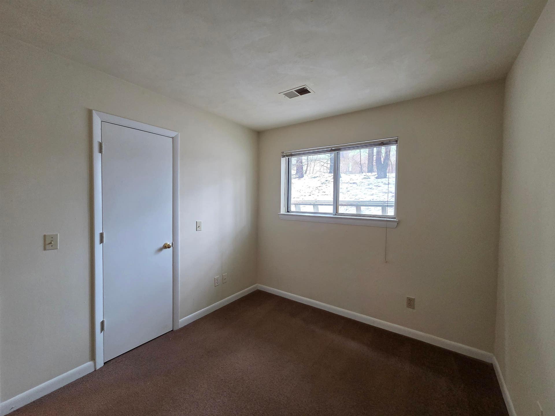 1209 B UNIVERSITY Terrace, Blacksburg, VA 24060