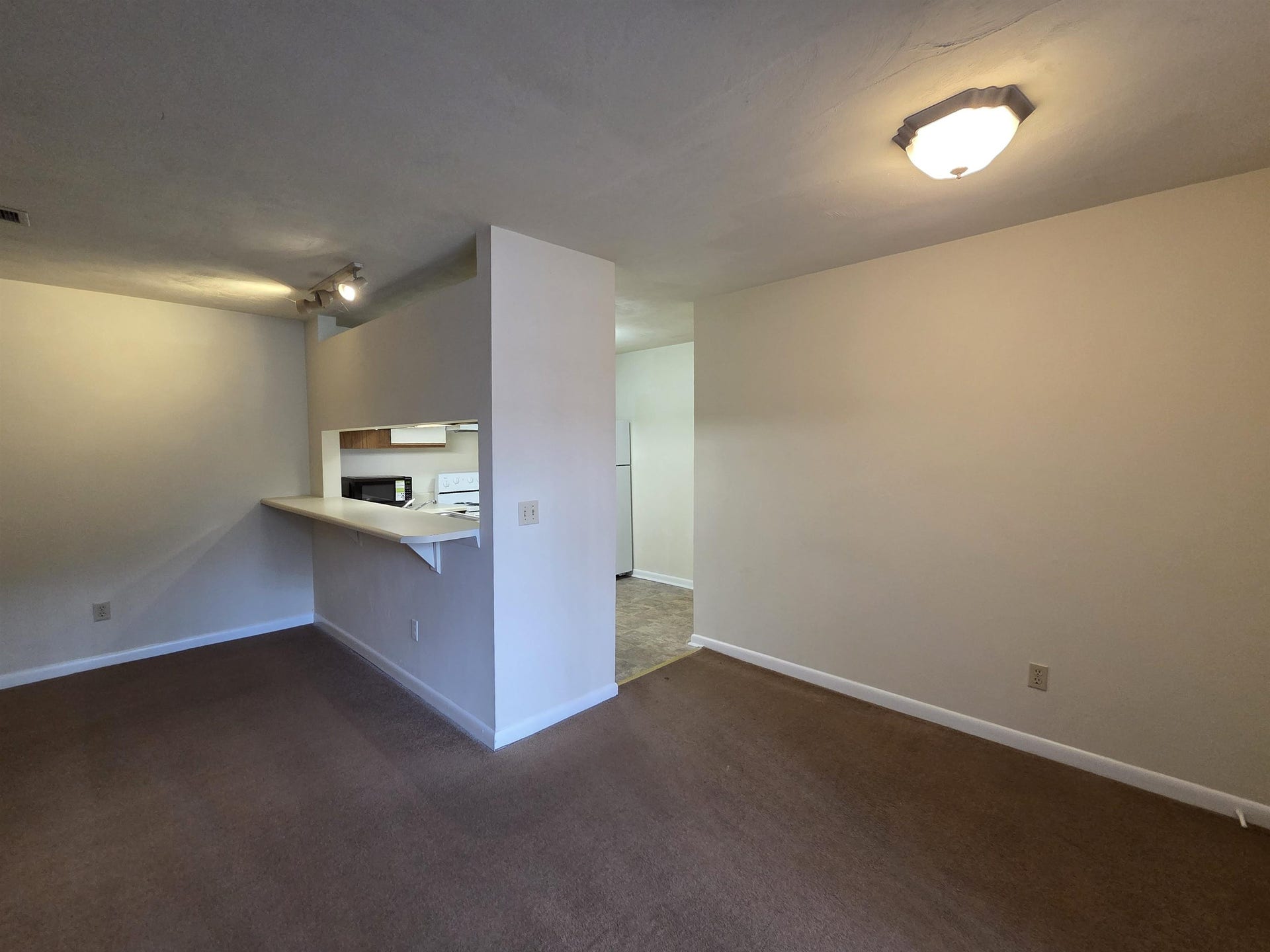 1209 B UNIVERSITY Terrace, Blacksburg, VA 24060