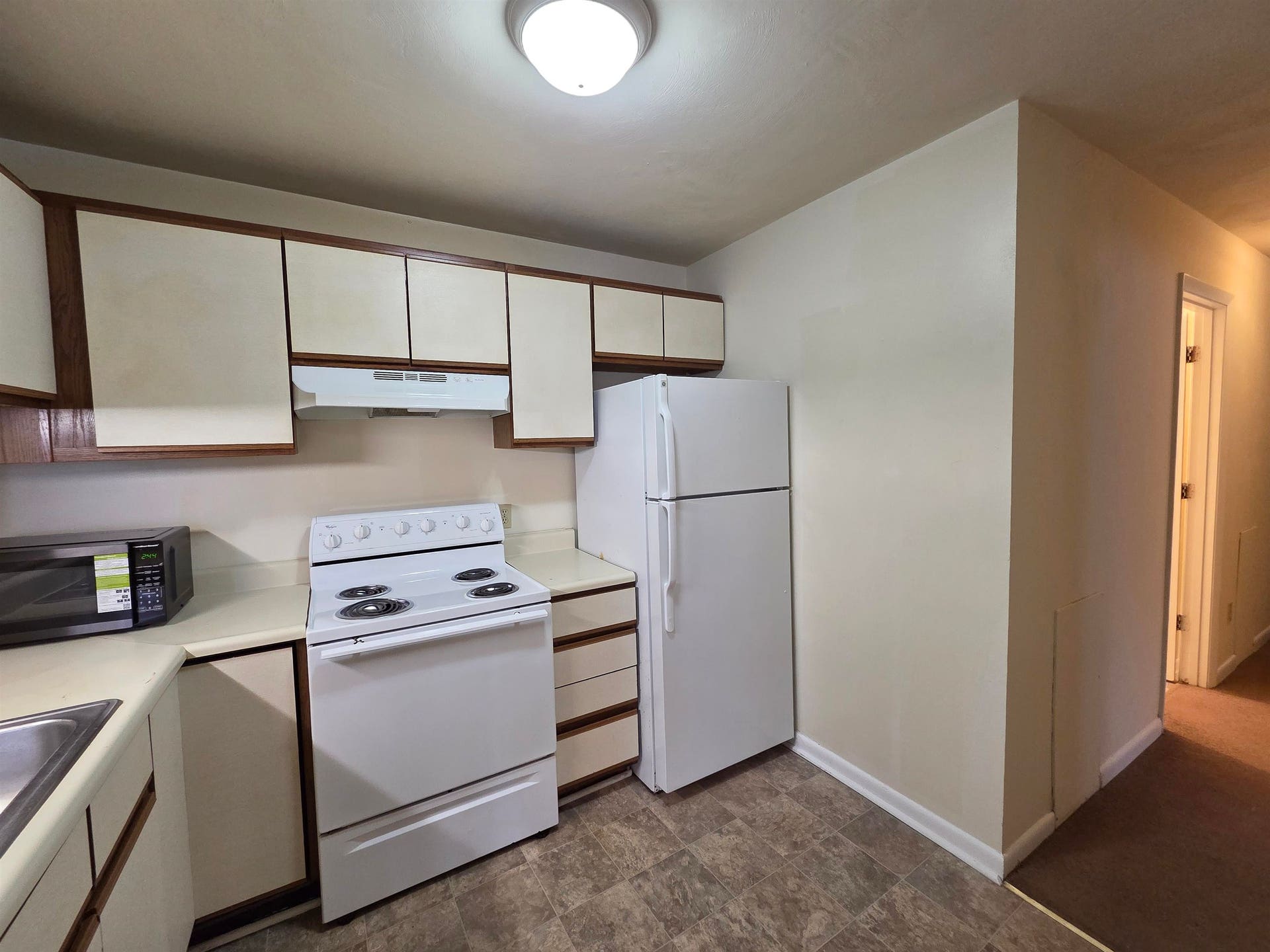 1209 B UNIVERSITY Terrace, Blacksburg, VA 24060