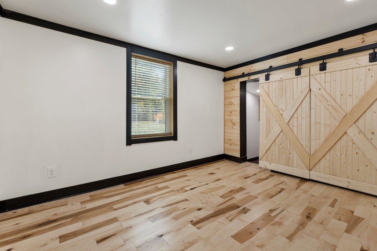 1002 Wolf Street, Narrows, VA 24124