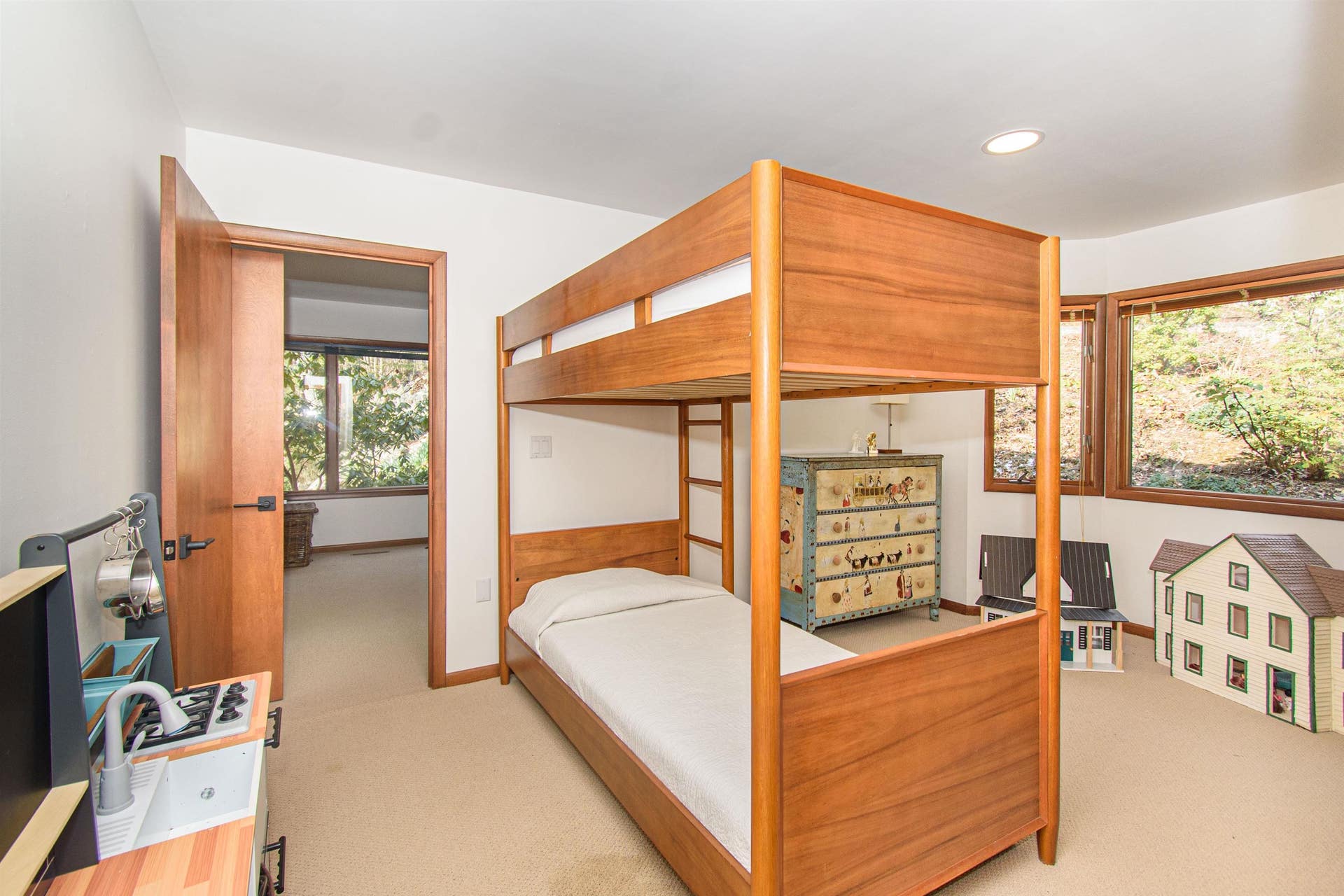 3624 Laurel Drive, Blacksburg, VA 24060