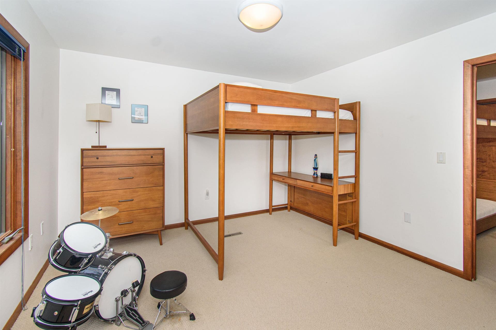 3624 Laurel Drive, Blacksburg, VA 24060