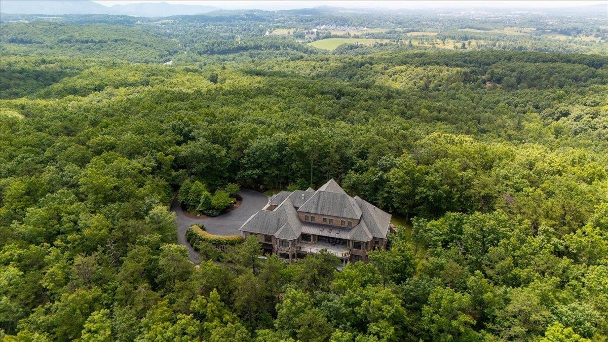 Blacksburg, VA 24060