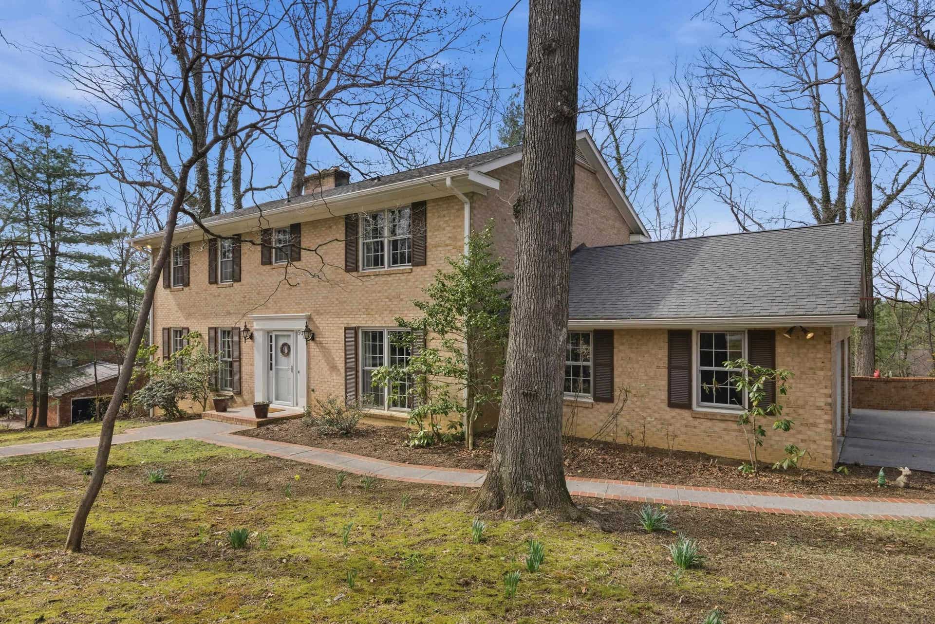 507 Forest Hill Drive, Blacksburg, VA 24060