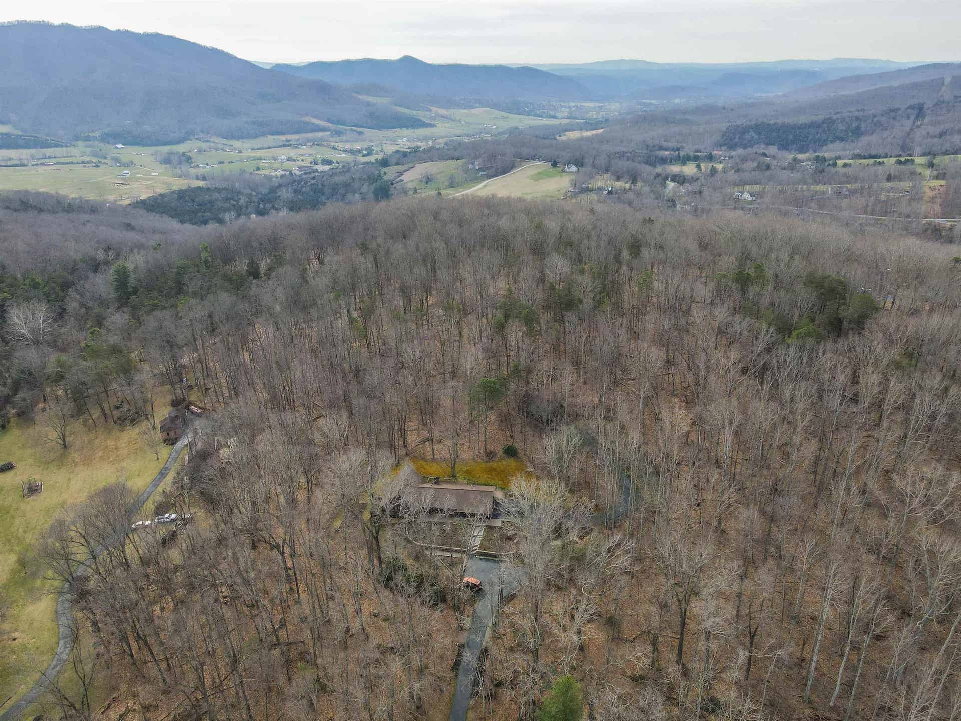 3343 Indian Meadow Drive, Blacksburg, VA 24060