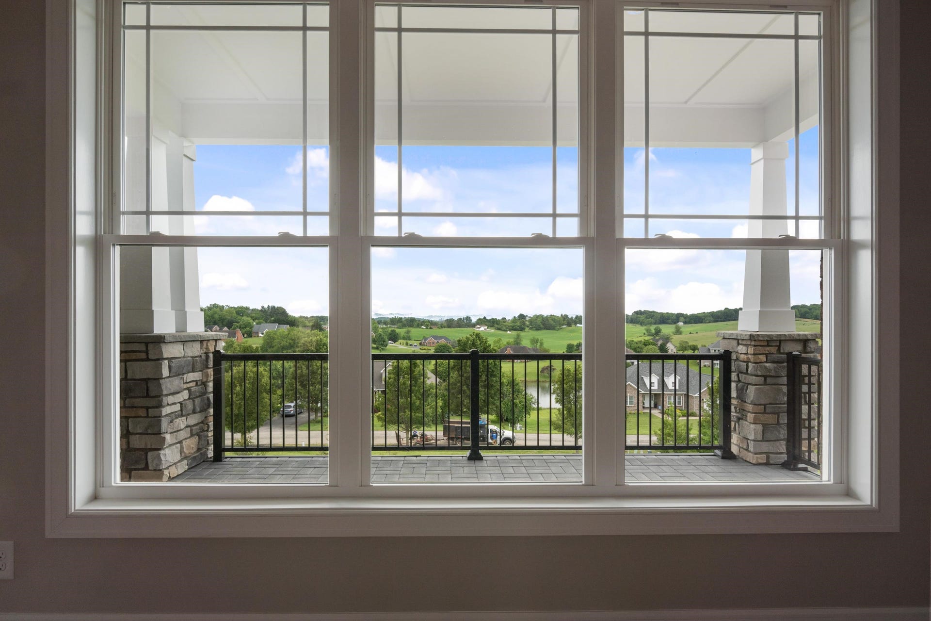 2130 Peakland Way, Christiansburg, VA 24073