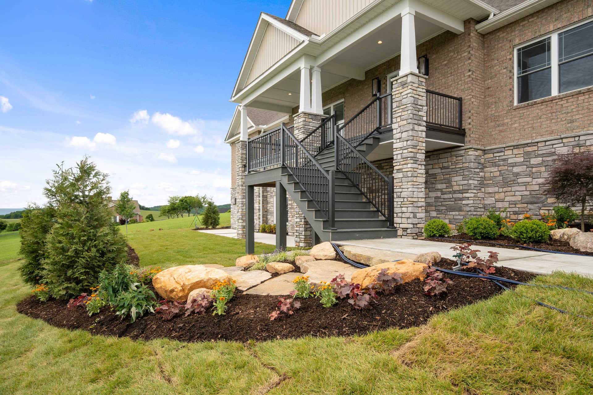2130 Peakland Way, Christiansburg, VA 24073