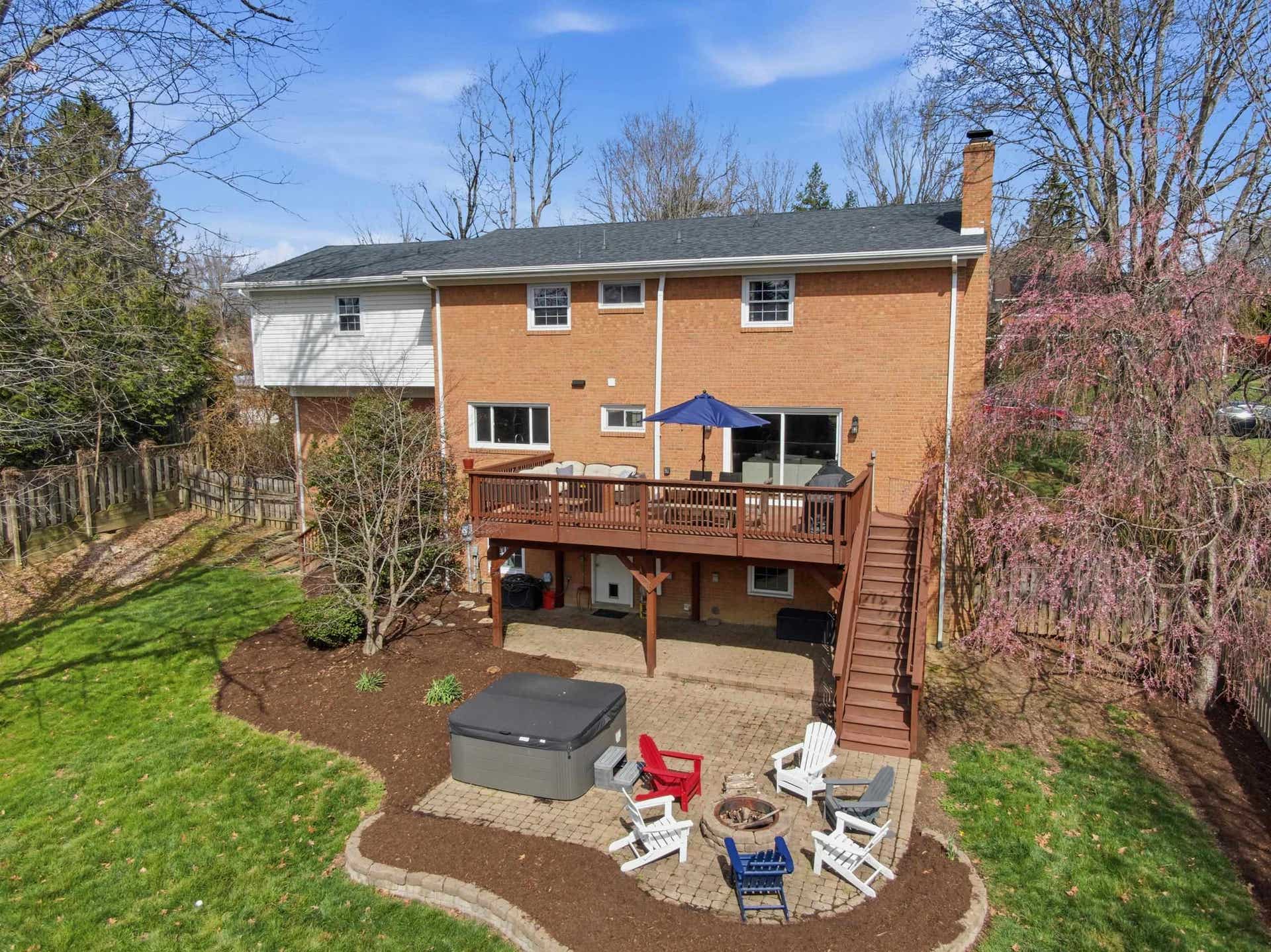 509 STONEGATE Drive, Blacksburg, VA 24060
