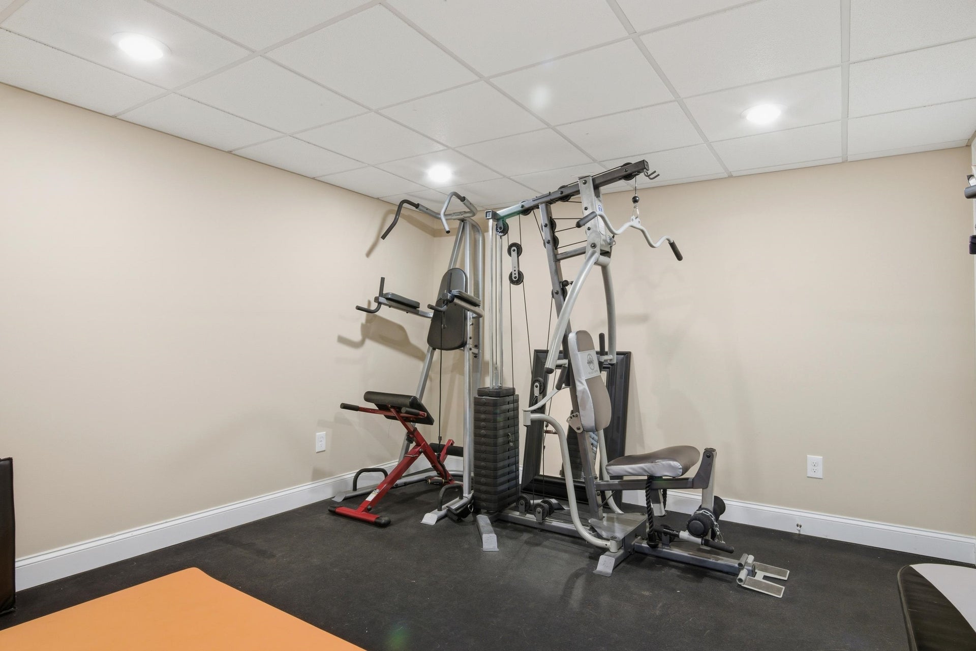 509 STONEGATE Drive, Blacksburg, VA 24060