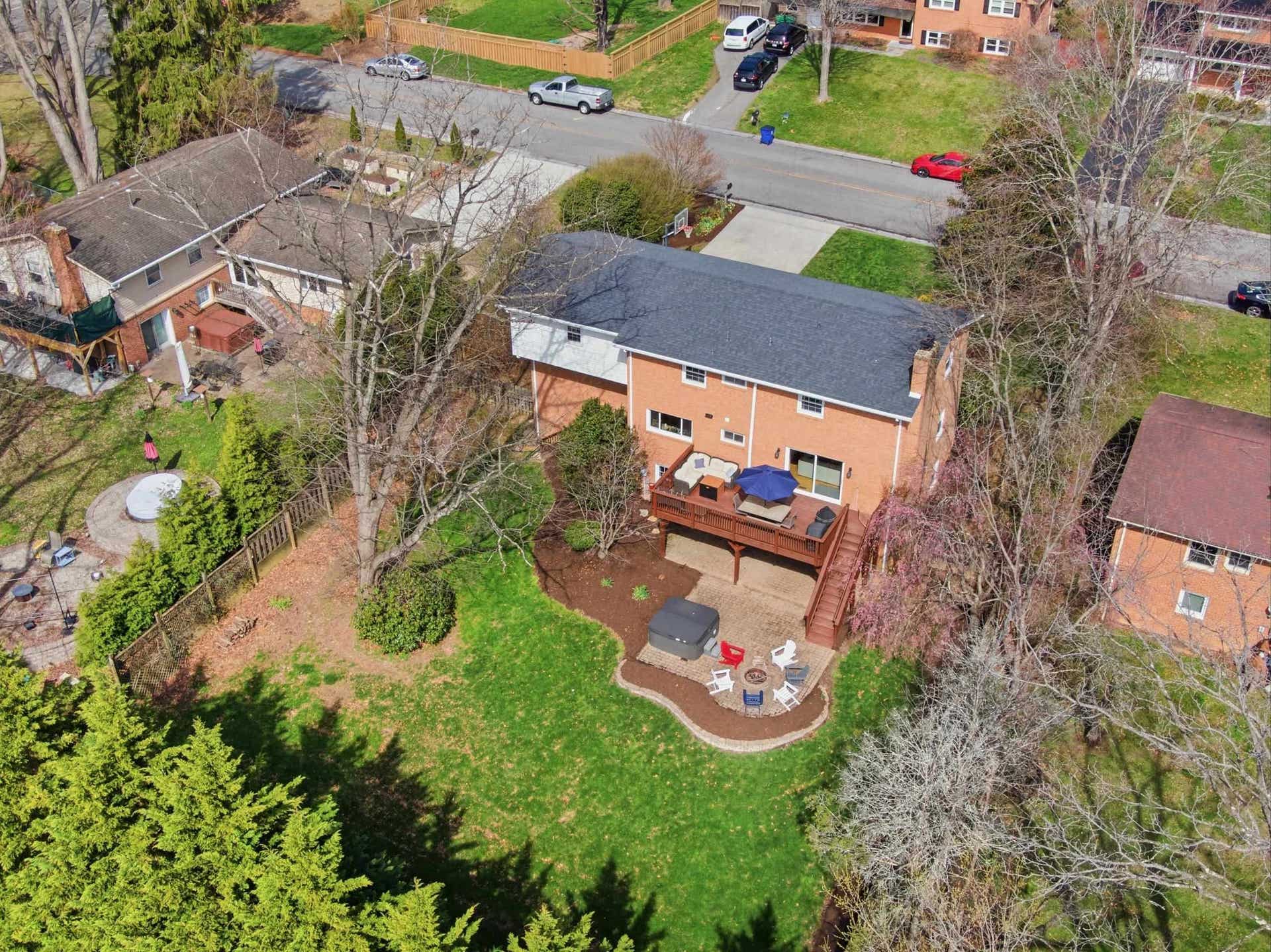 509 STONEGATE Drive, Blacksburg, VA 24060