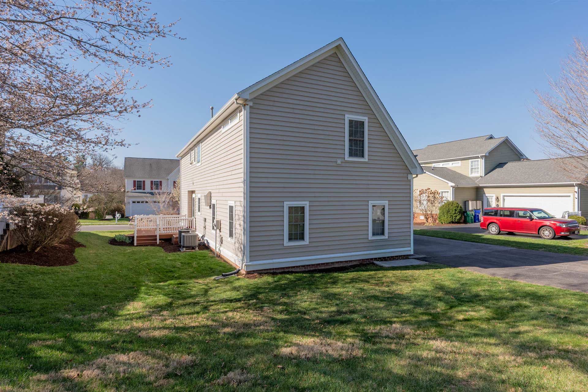 1111 BROOK Circle, Blacksburg, VA 24060