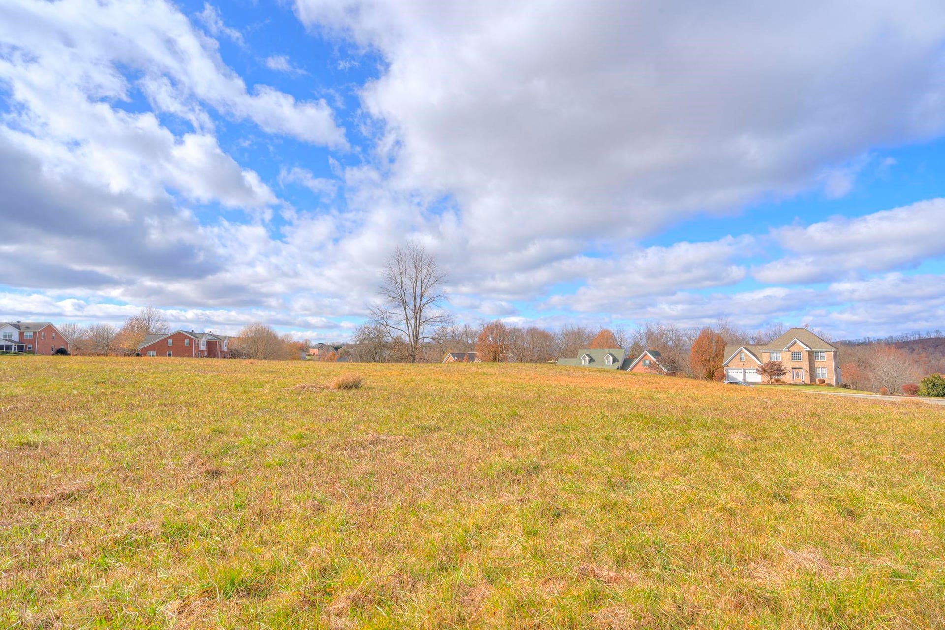 TBD River Course Drive, Radford, VA 24141