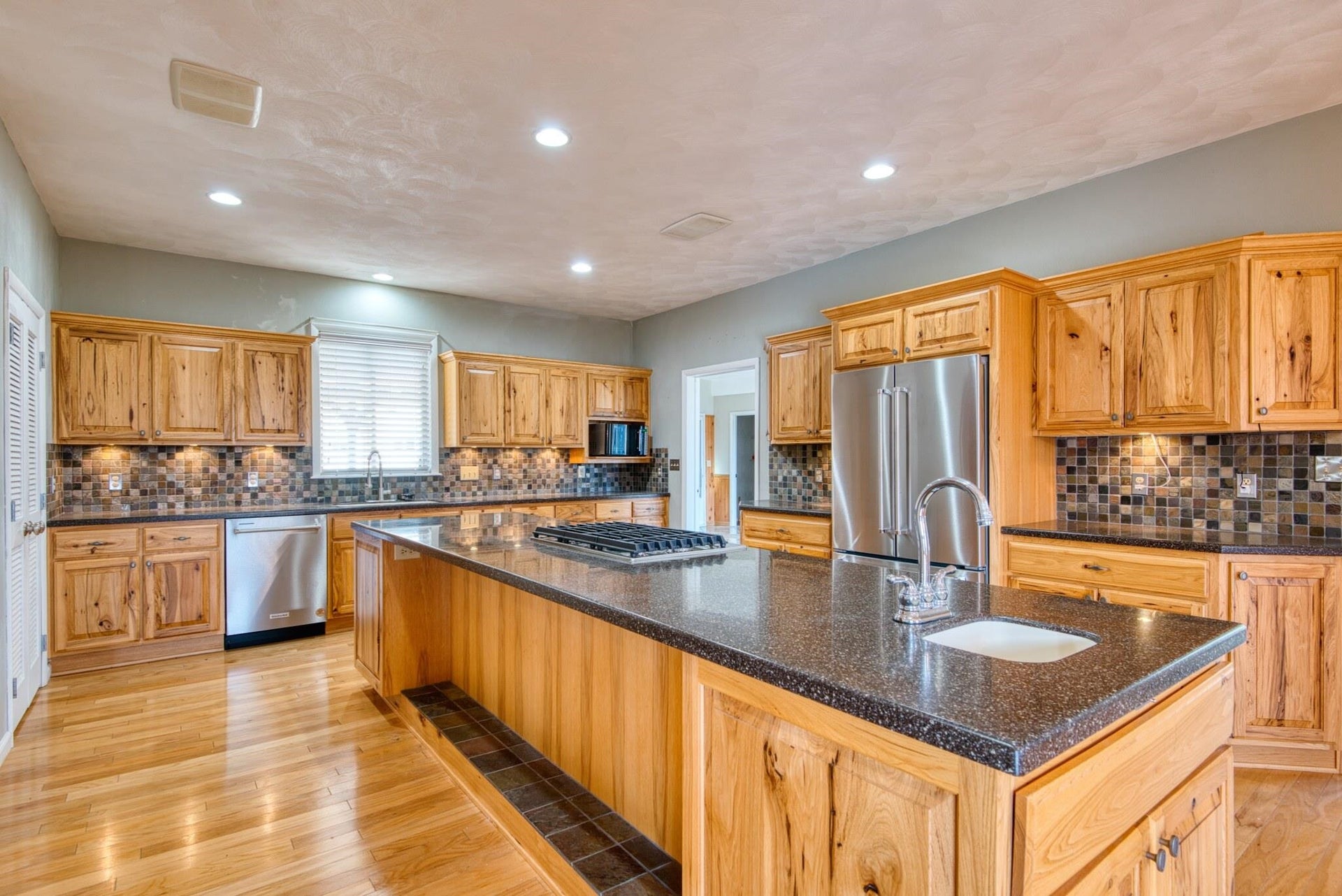 1782 WOLF CREEK Road, Narrows, VA 24124