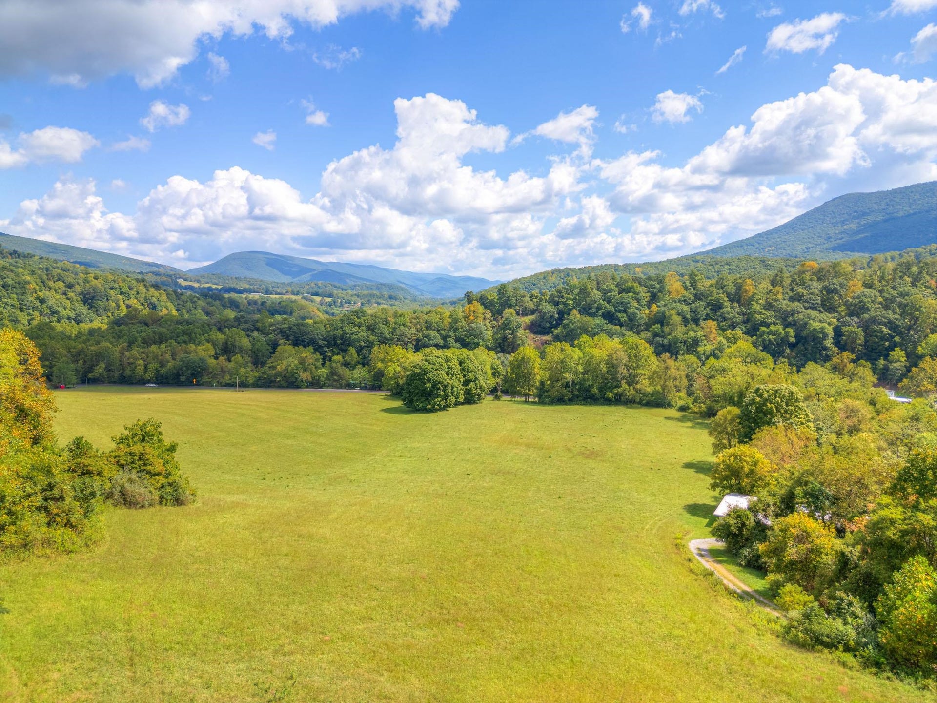 1782 WOLF CREEK Road, Narrows, VA 24124