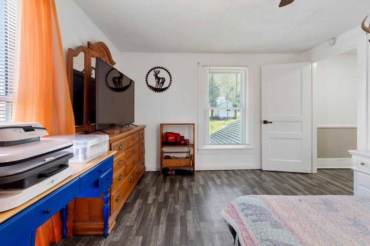 208 Holston Street, Narrows, VA 24124