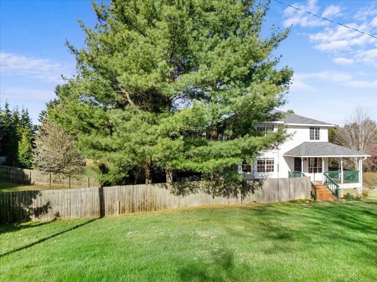 1101 Westover Drive, Blacksburg, VA 24060