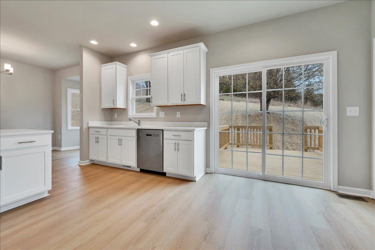 1565 Kensington Way, Christiansburg, VA 24073