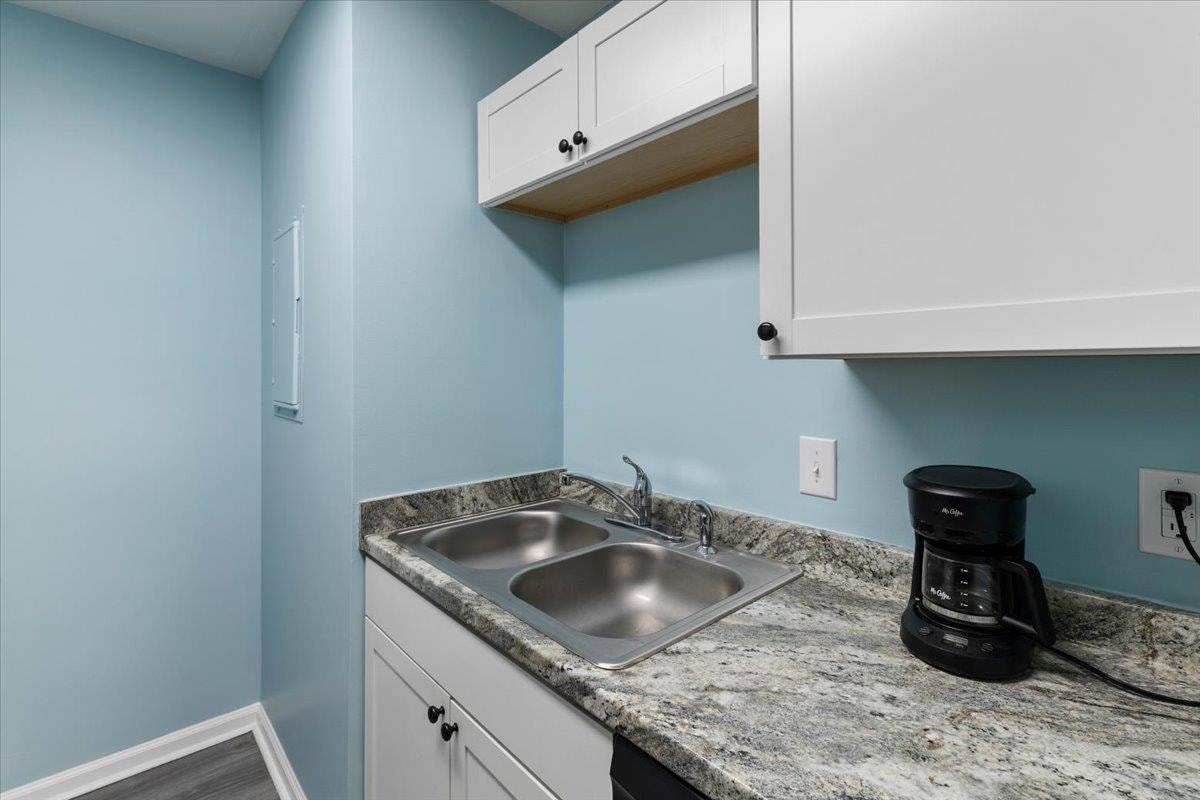 303 West Main Street, Radford, VA 24141