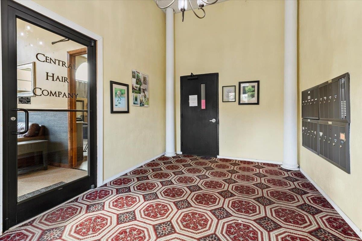 303 West Main Street, Radford, VA 24141