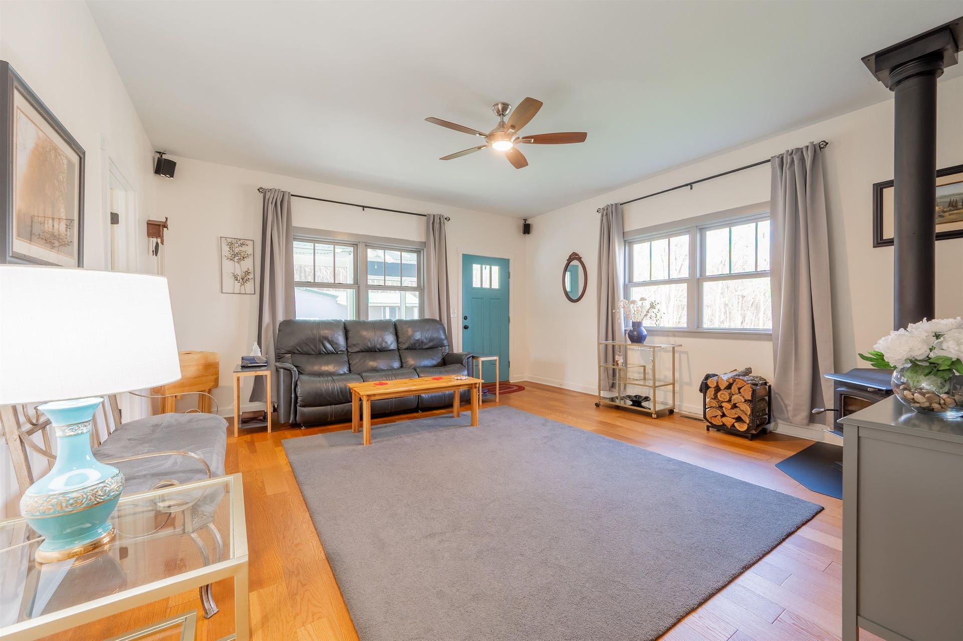 725 Cross Avenue, Pearisburg, VA 24134