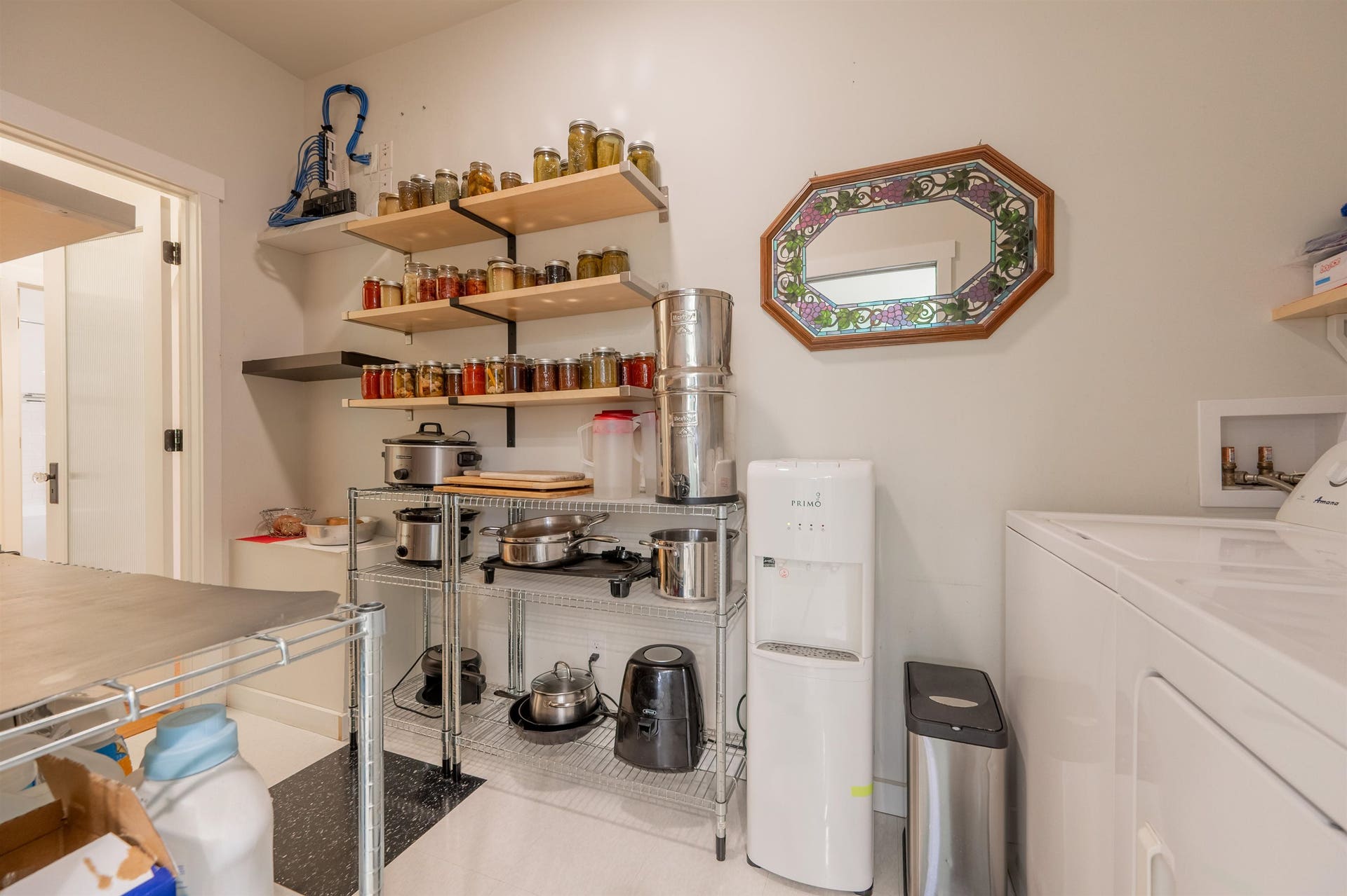 725 Cross Avenue, Pearisburg, VA 24134
