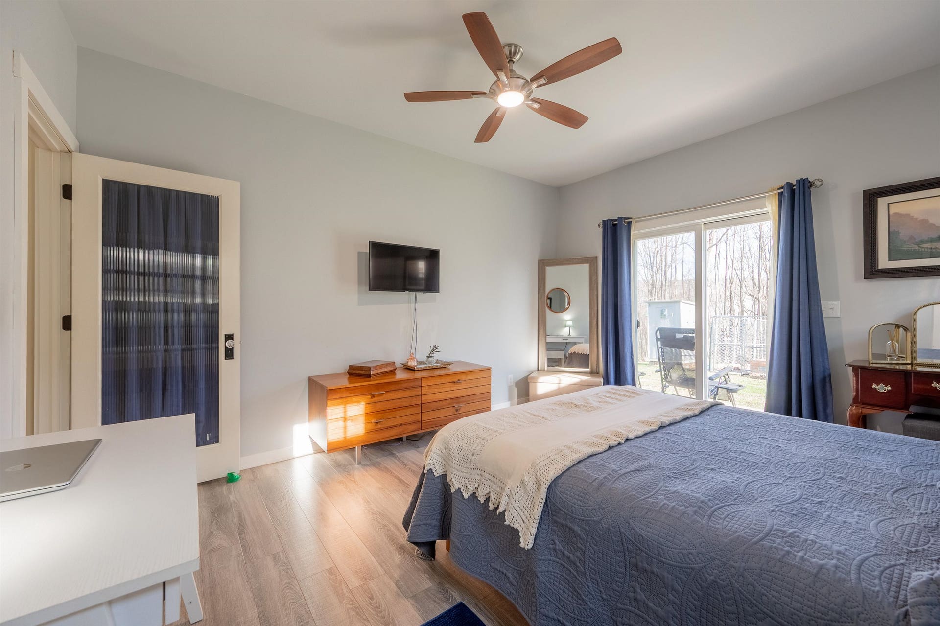 725 Cross Avenue, Pearisburg, VA 24134