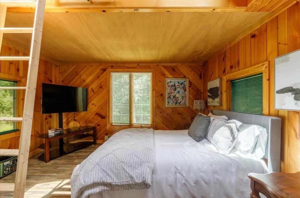 1951 Harding Road, Blacksburg, VA 24060