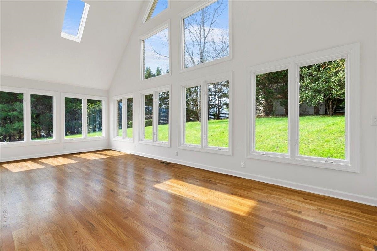 855 DEERCROFT Drive, Blacksburg, VA 24060