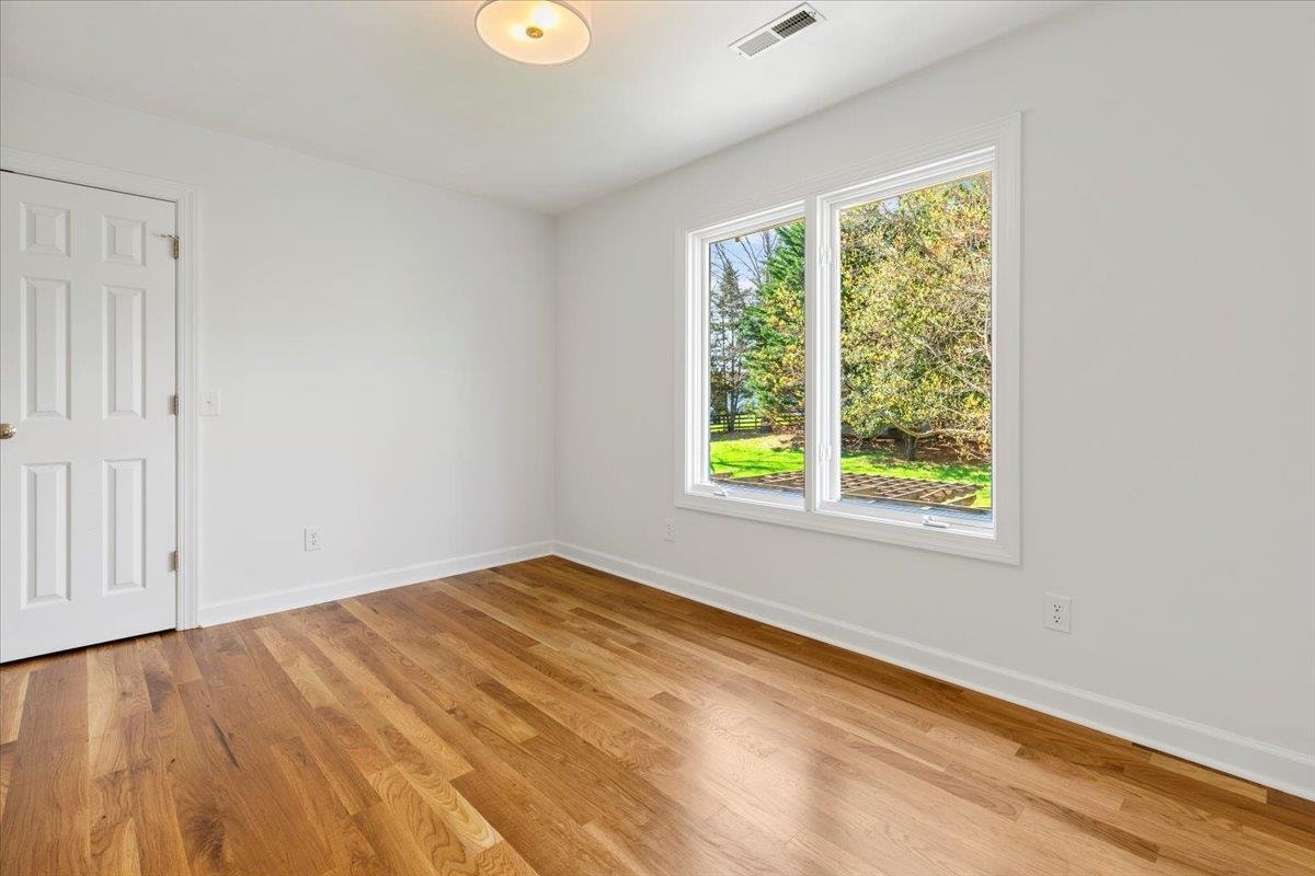 855 DEERCROFT Drive, Blacksburg, VA 24060