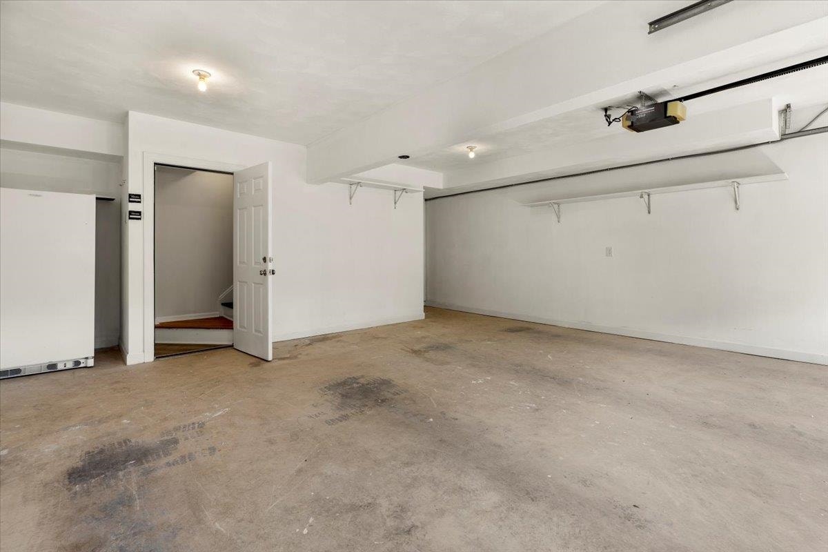 855 DEERCROFT Drive, Blacksburg, VA 24060