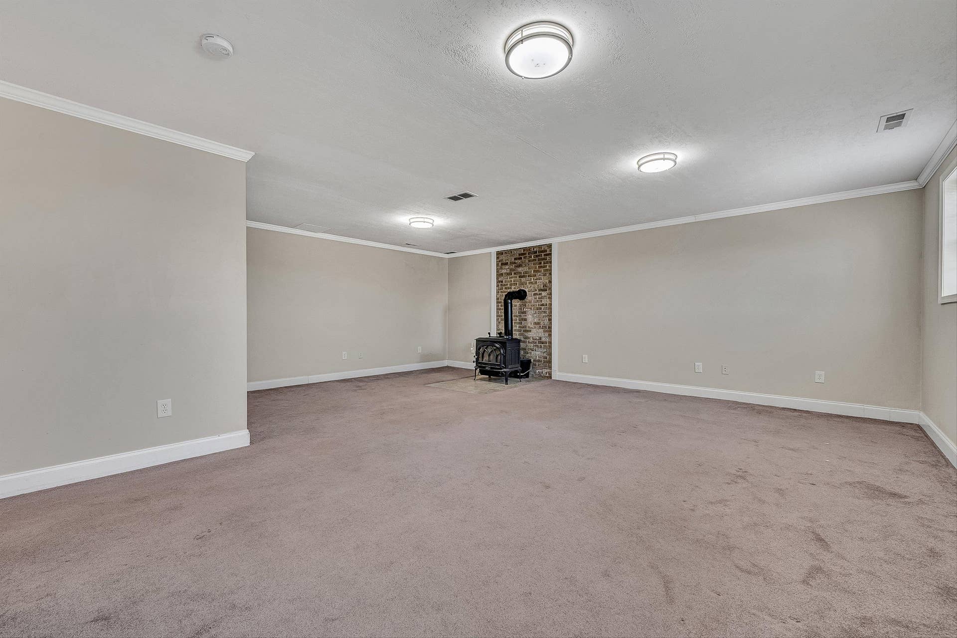 385 Tanglewood Drive, Christiansburg, VA 24073