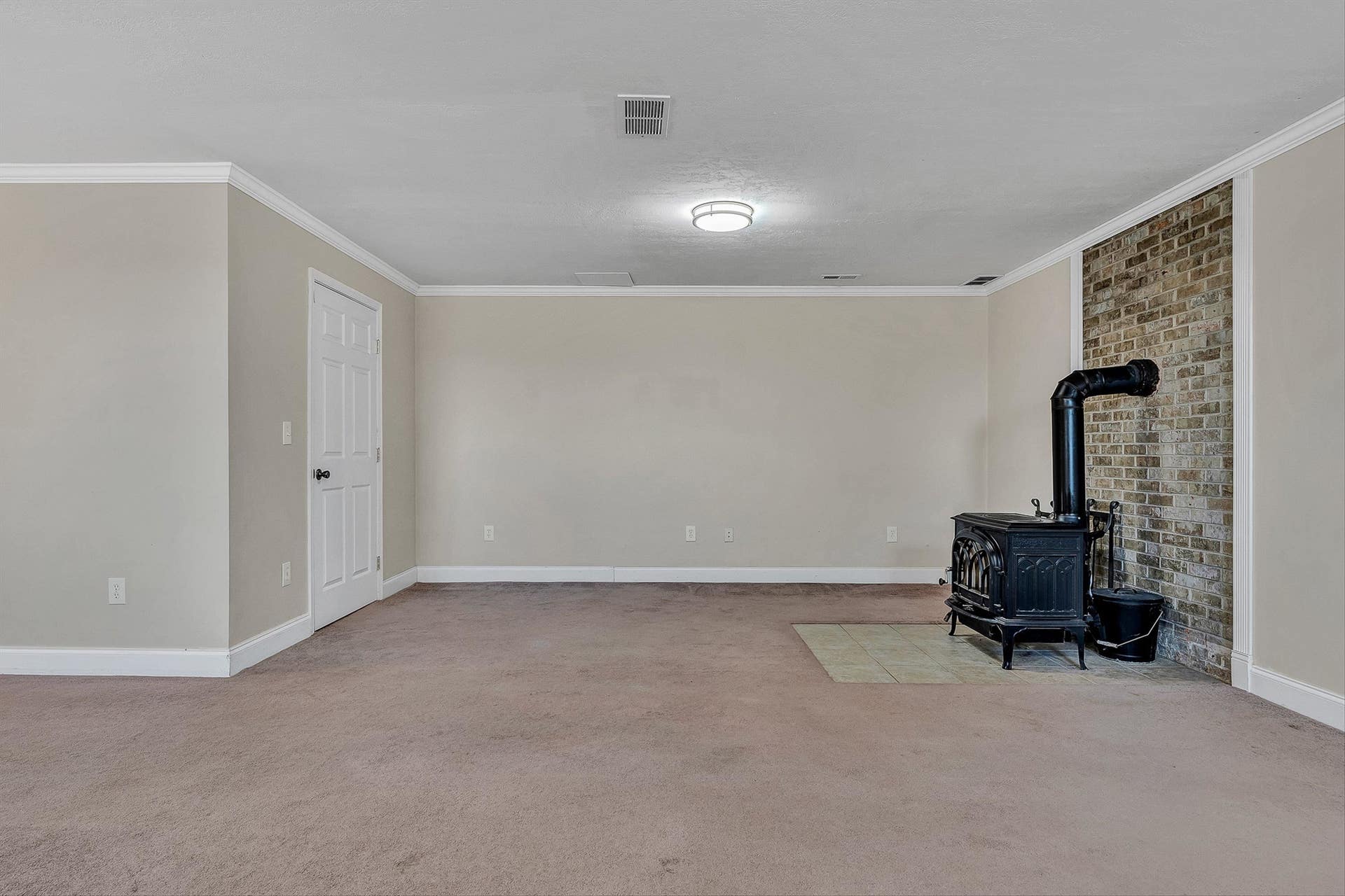 385 Tanglewood Drive, Christiansburg, VA 24073