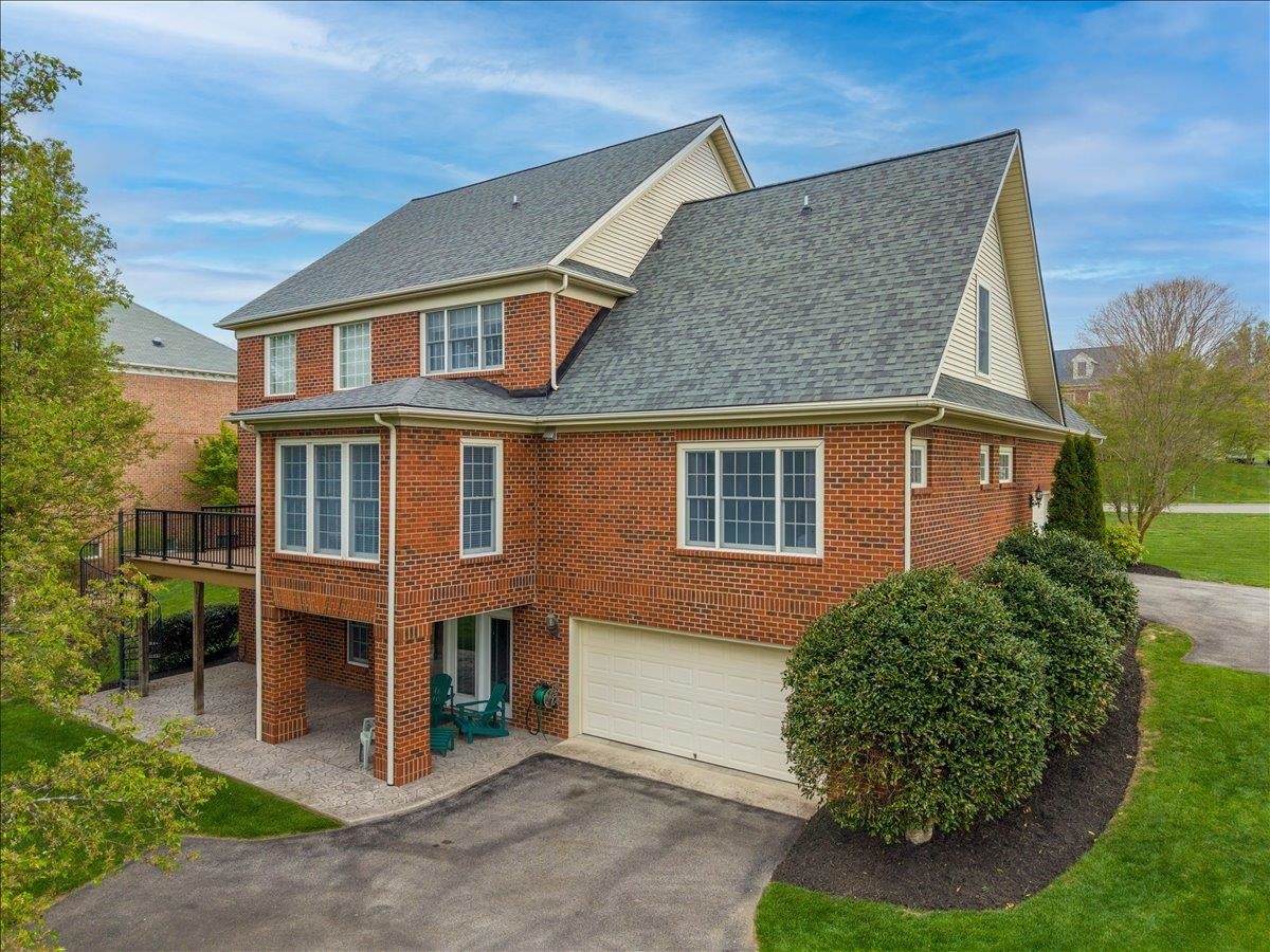 2201 BIRCH LEAF Lane, Blacksburg, VA 24060