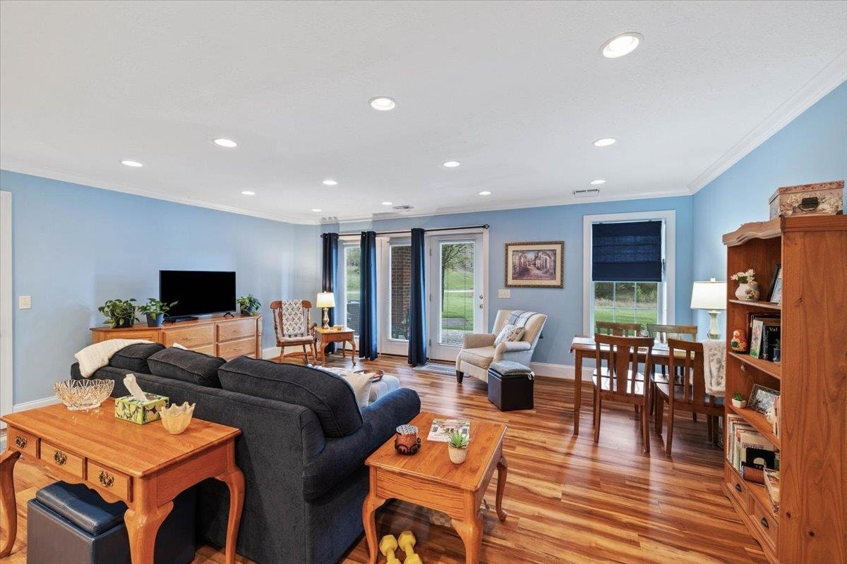 2201 BIRCH LEAF Lane, Blacksburg, VA 24060