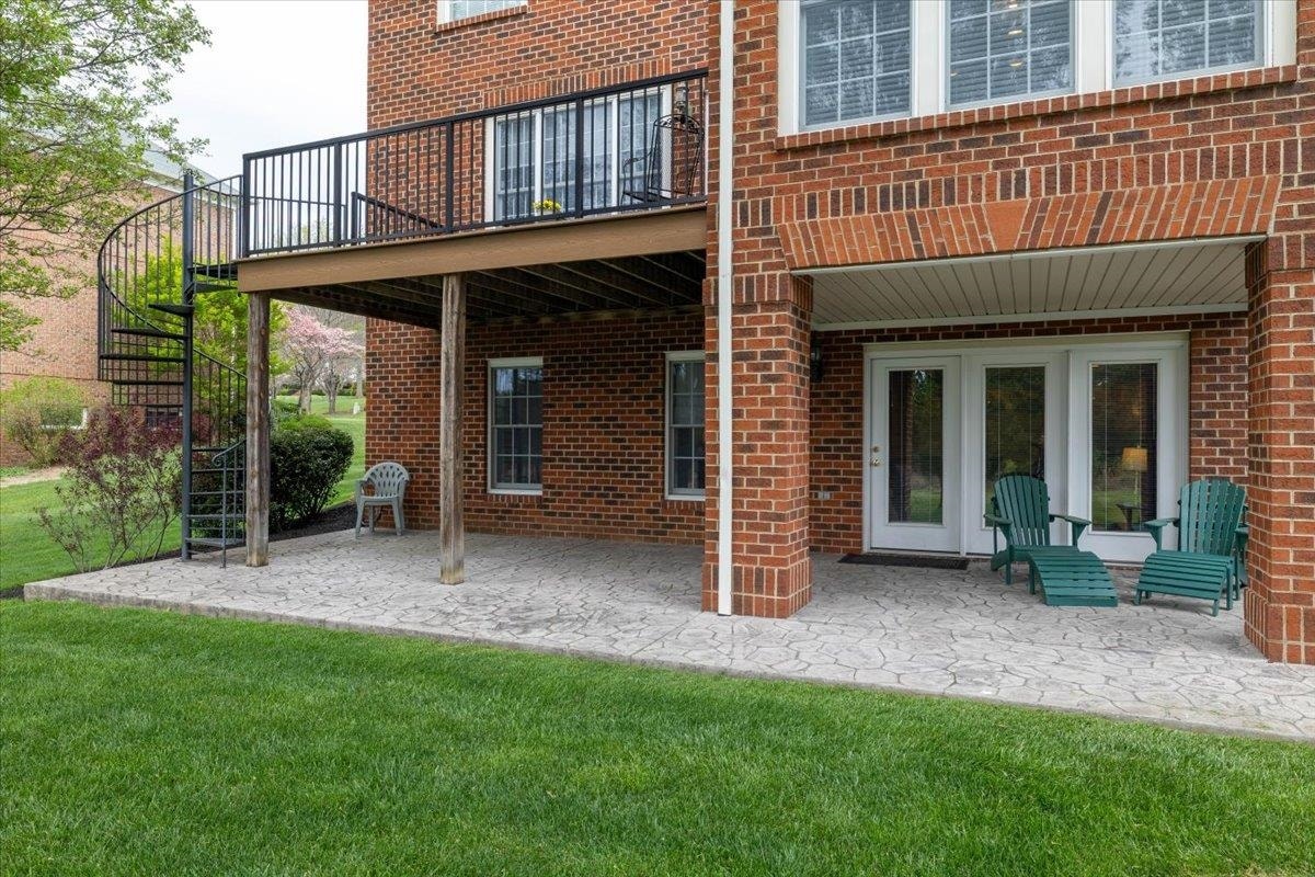 2201 BIRCH LEAF Lane, Blacksburg, VA 24060