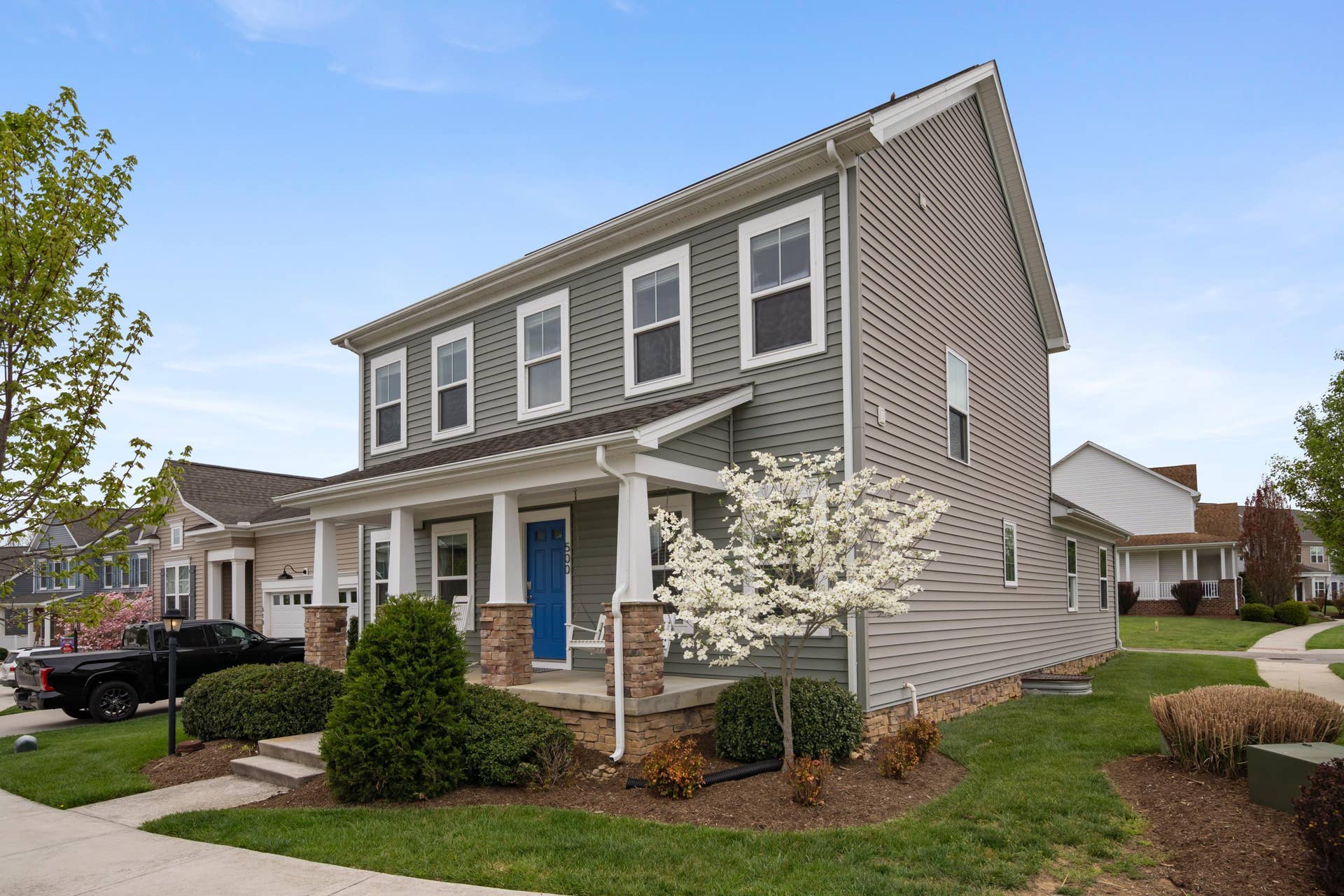 500 DEW DROP Lane, Christiansburg, VA 24073