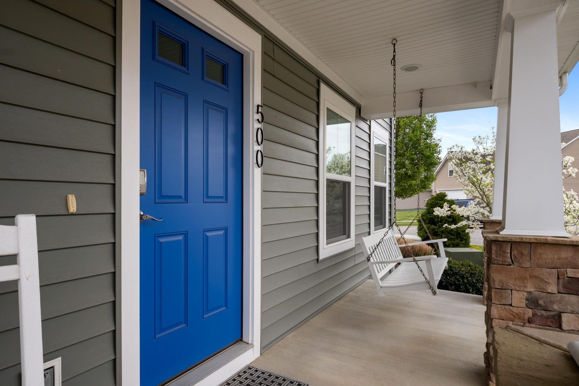 500 DEW DROP Lane, Christiansburg, VA 24073