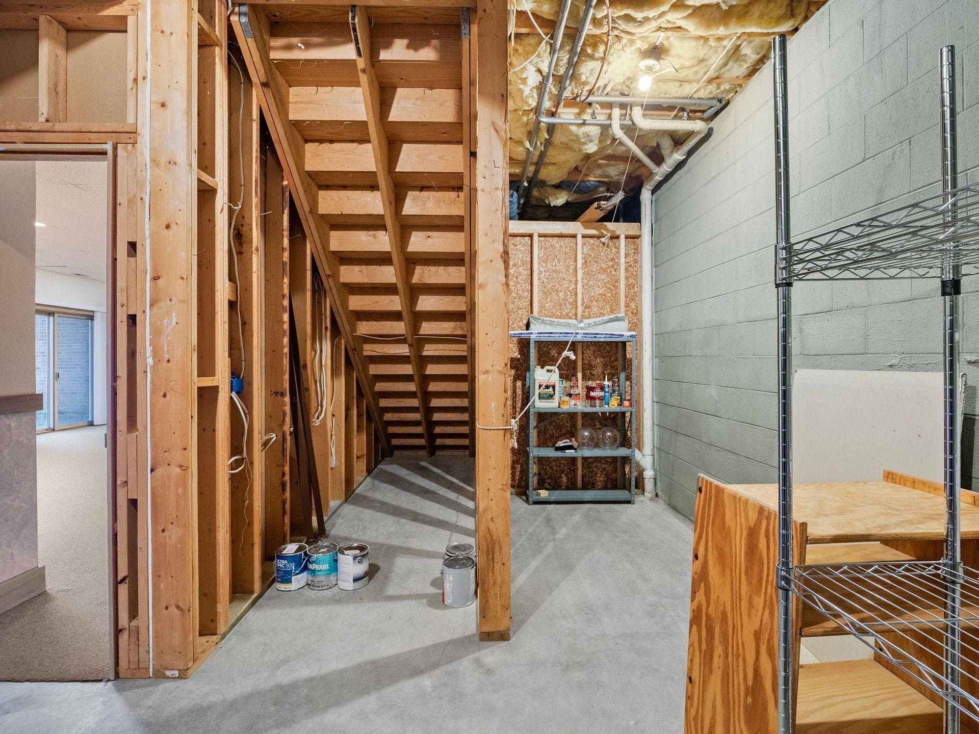 205 Woods Edge Court, Blacksburg, VA 24060