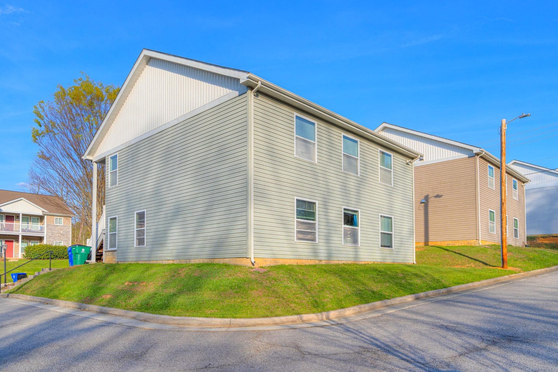 1917 Tabor Village Drive, Blacksburg, VA 24060