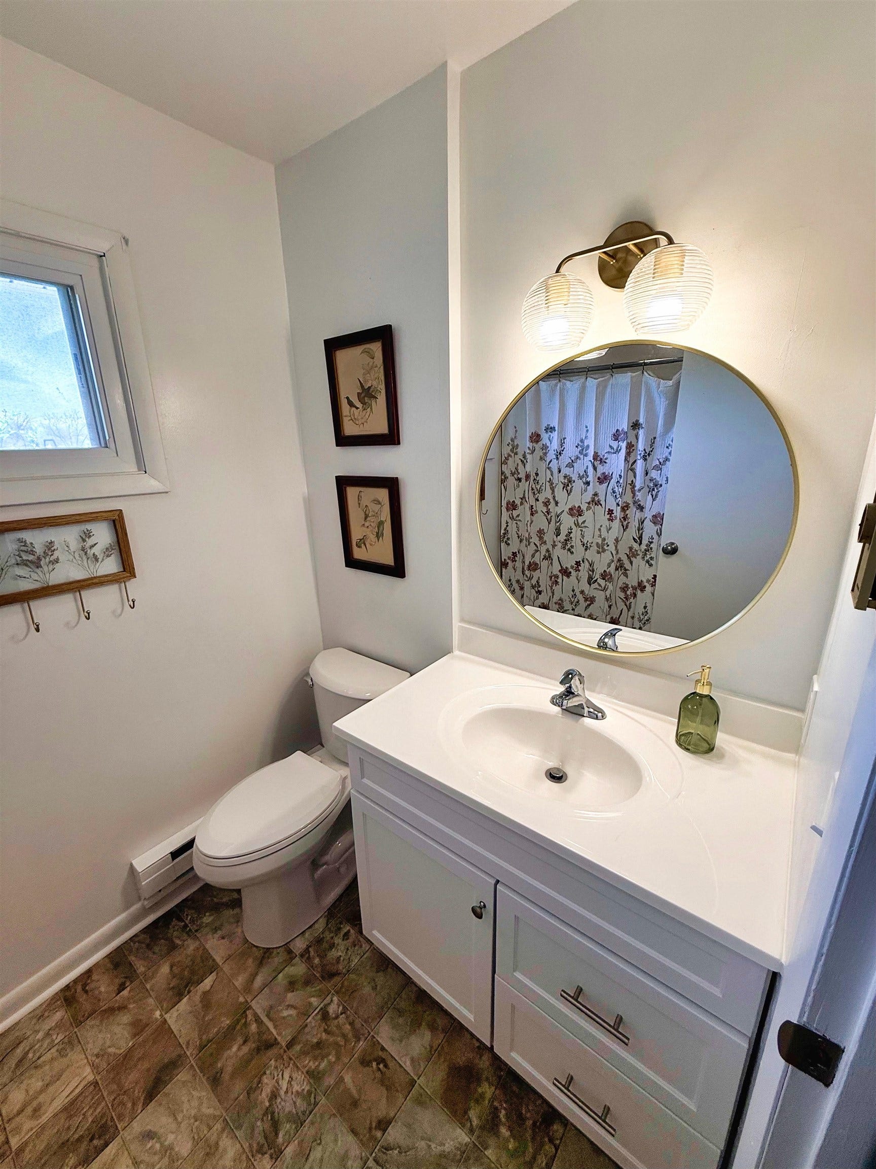 6738 LAKE Drive, Radford, VA 24141