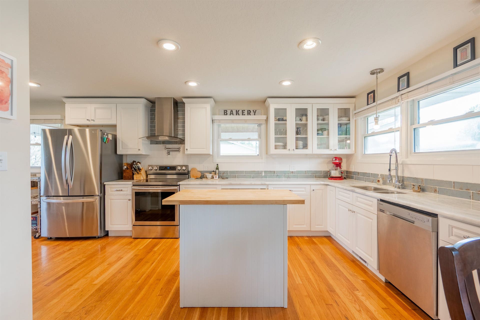 913 Locust Drive, Pearisburg, VA 24134