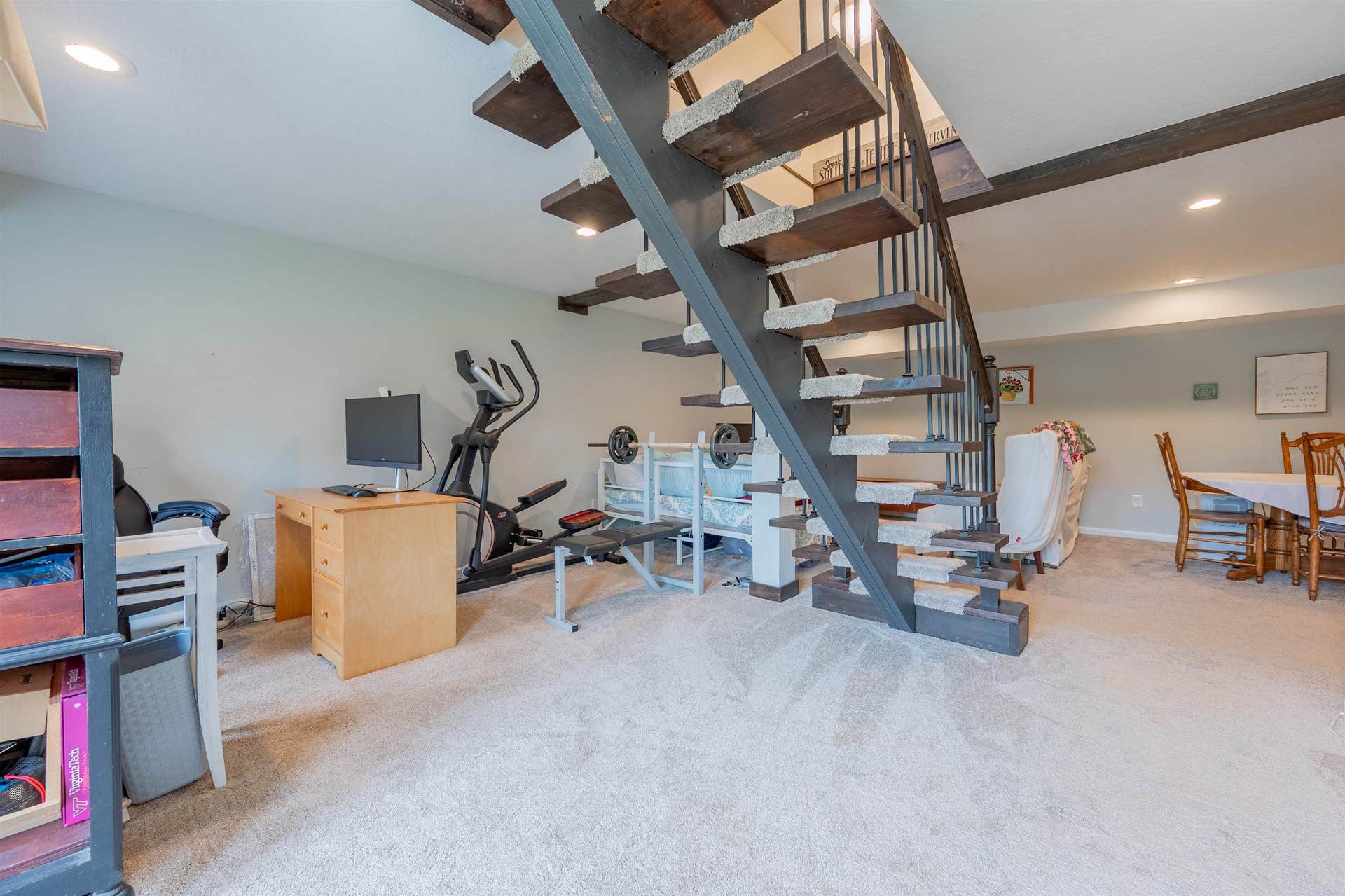913 Locust Drive, Pearisburg, VA 24134