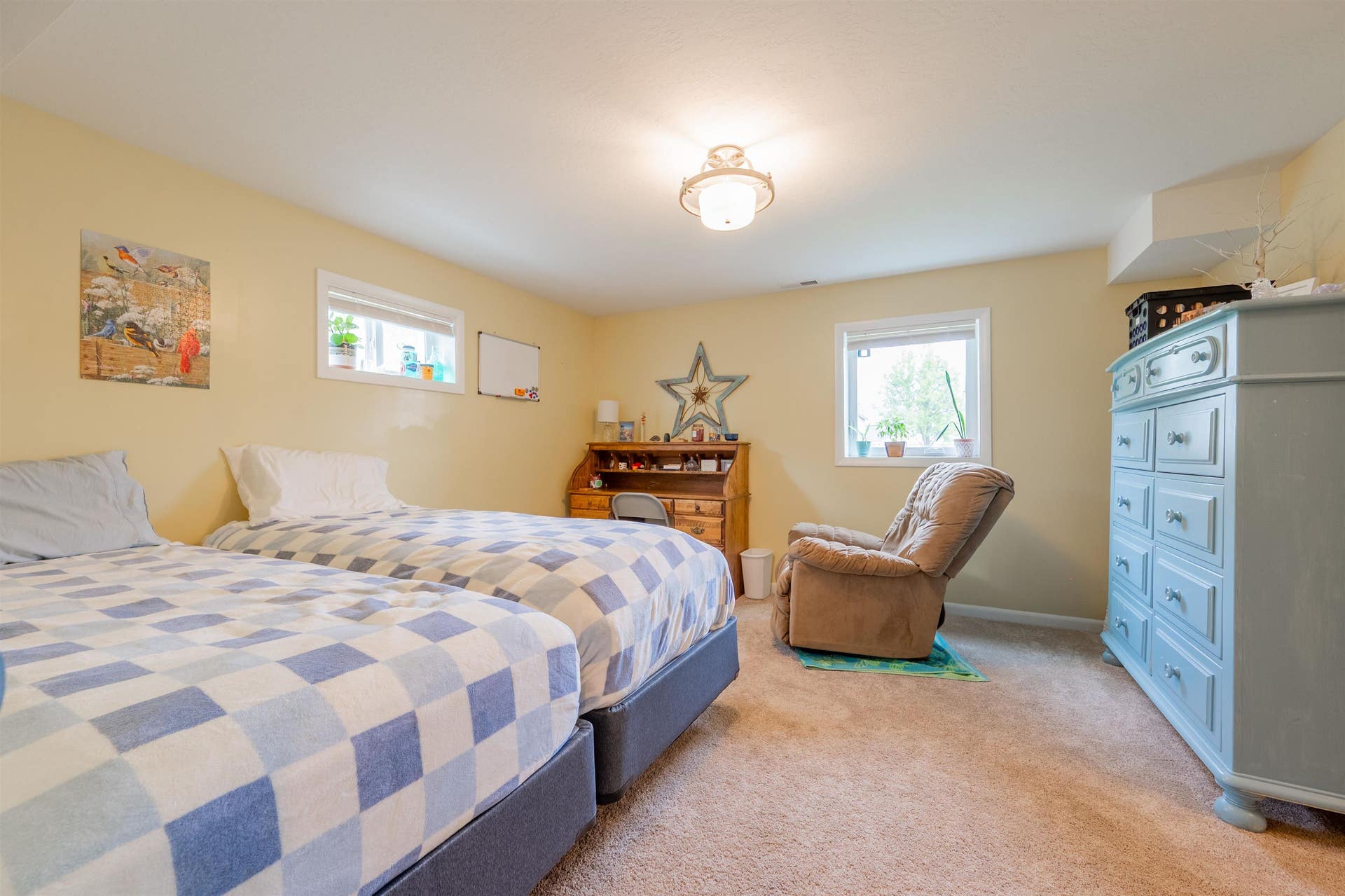 913 Locust Drive, Pearisburg, VA 24134