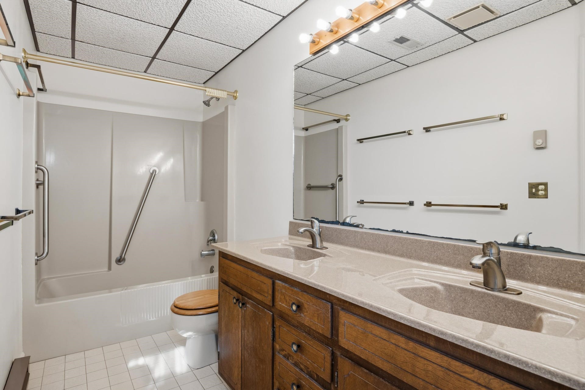 1721 Plank Drive, Blacksburg, VA 24060
